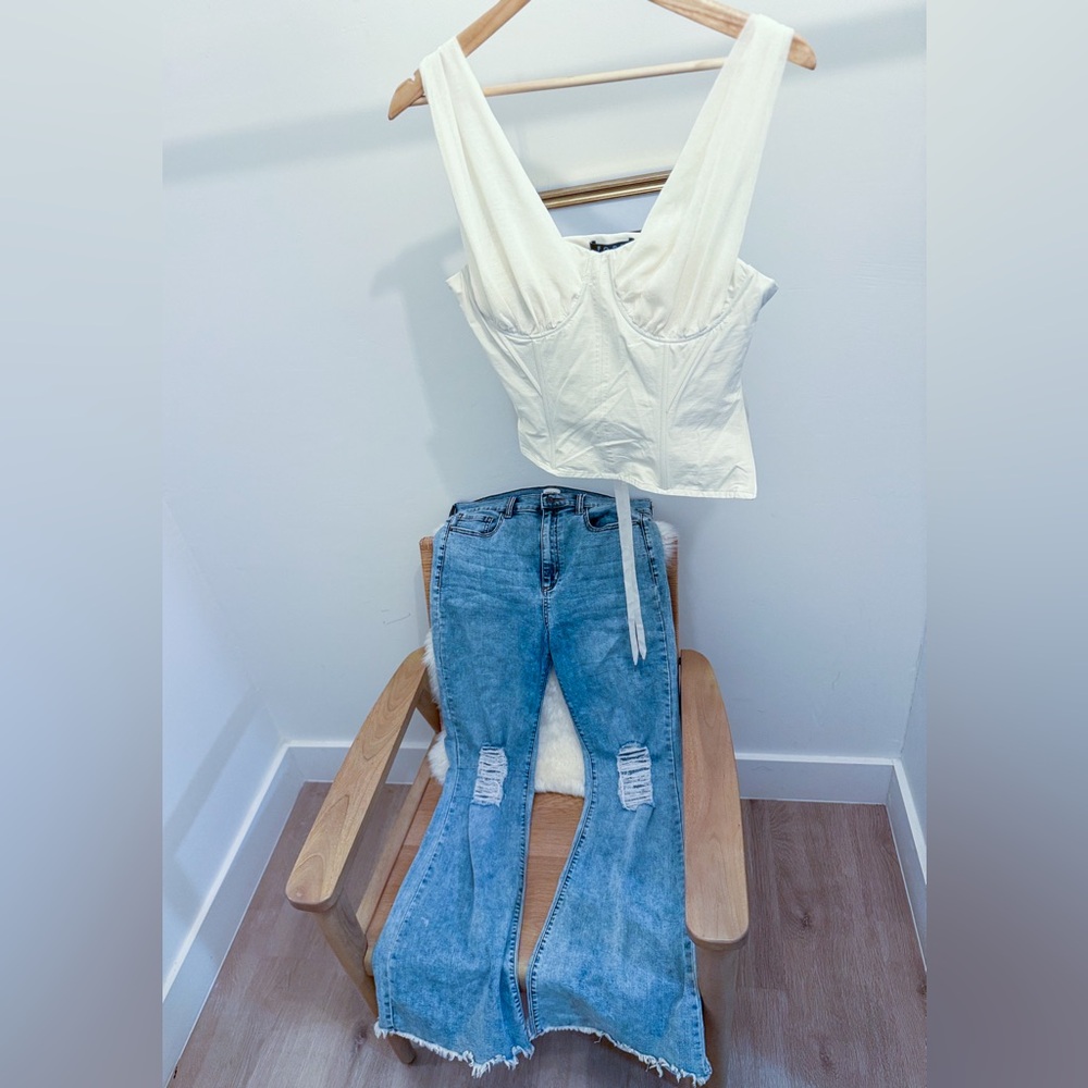 Thrifted 70’s Inspired Corset Top and Blue Distressed Jeans Outfit